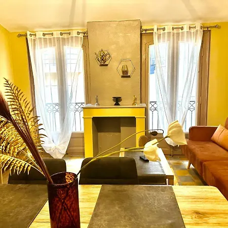 En Plein Coeur De L Elegant Appartement Perpignan
