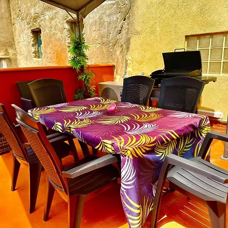 En Plein Coeur De L Elegant Appartement Perpignan